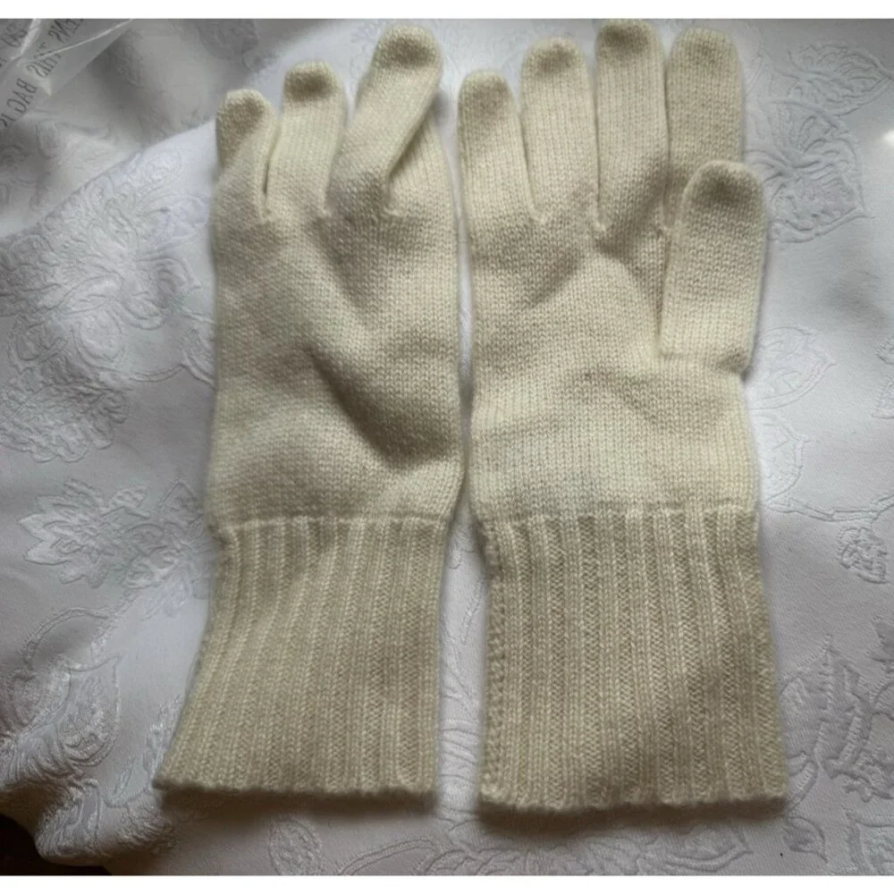 Spring & Mercer Cream Knit Cashmere Wool Gloves Lord & Taylor NEW